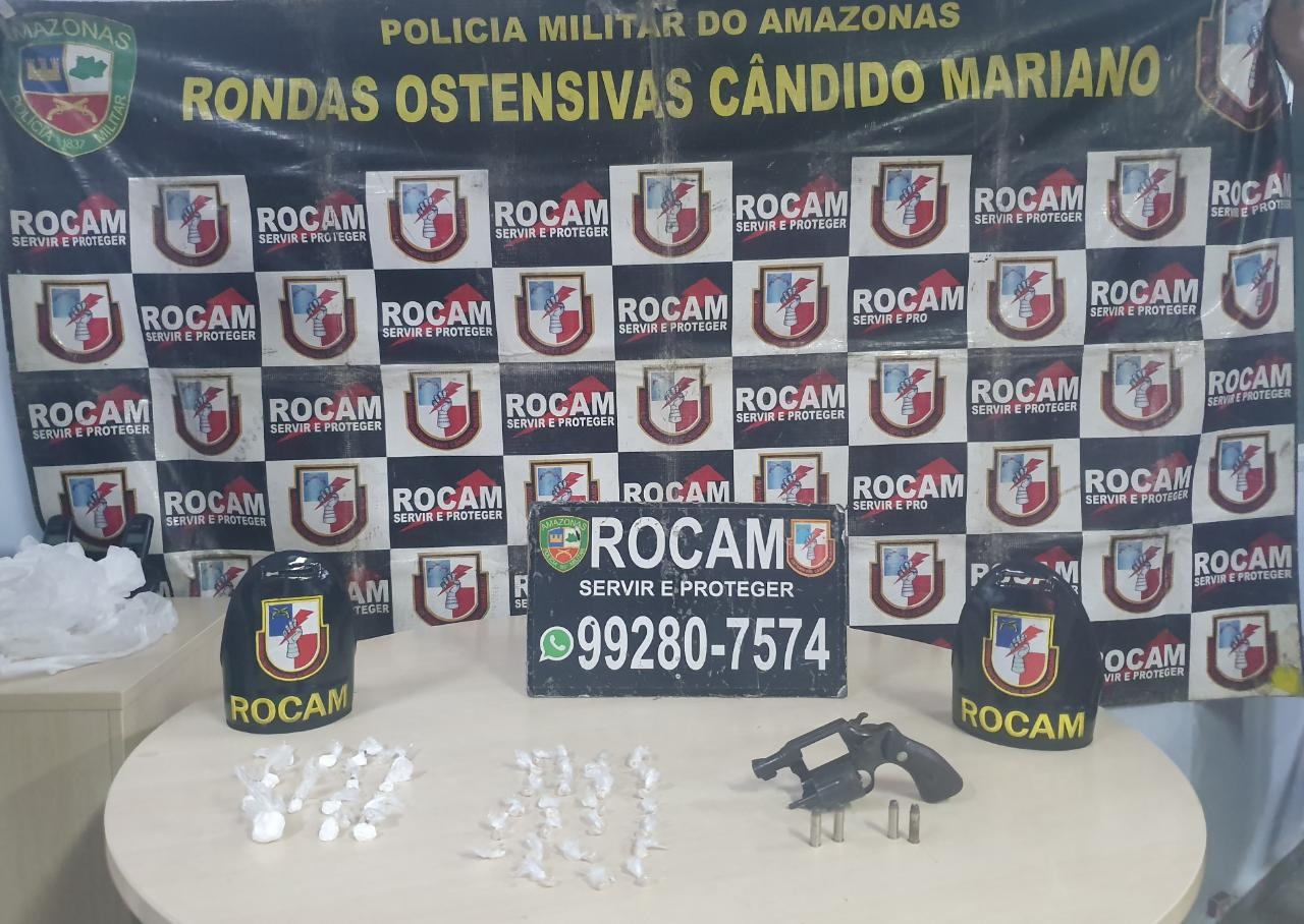 Rocam prende homens com arma e drogas no bairro Alvorada