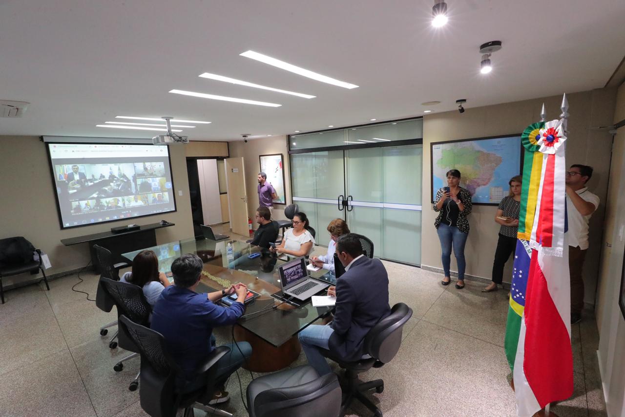 Wilson Lima apresenta demandas do Amazonas ao presidente Jair Bolsonaro durante videoconferência