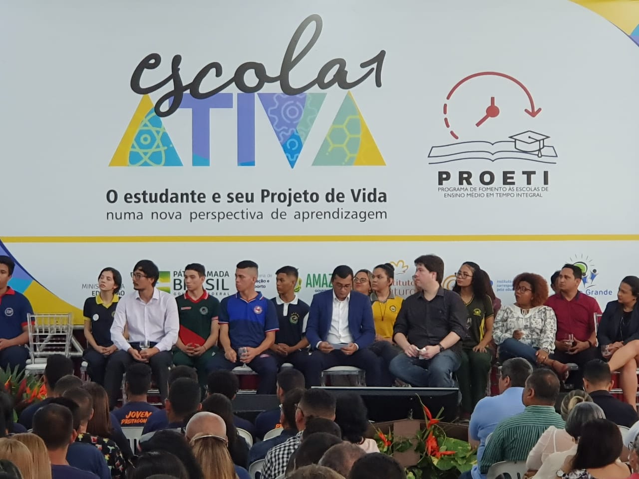 Governador Wilson Lima lança programa Escola Ativa, para estimular desenvolvimento integral de alunos