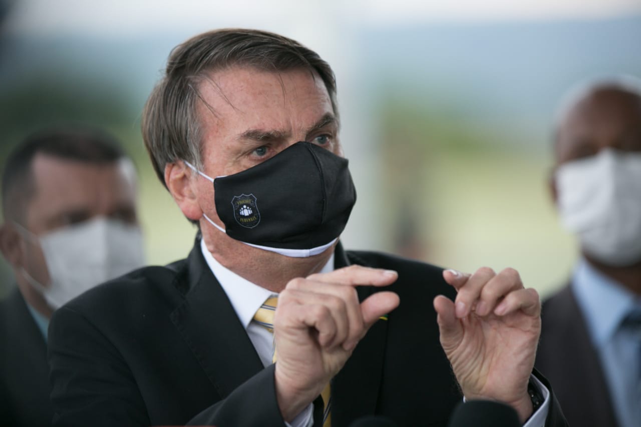 Bolsonaro diz que muda protocolo sobre hidroxicloroquina nesta sexta