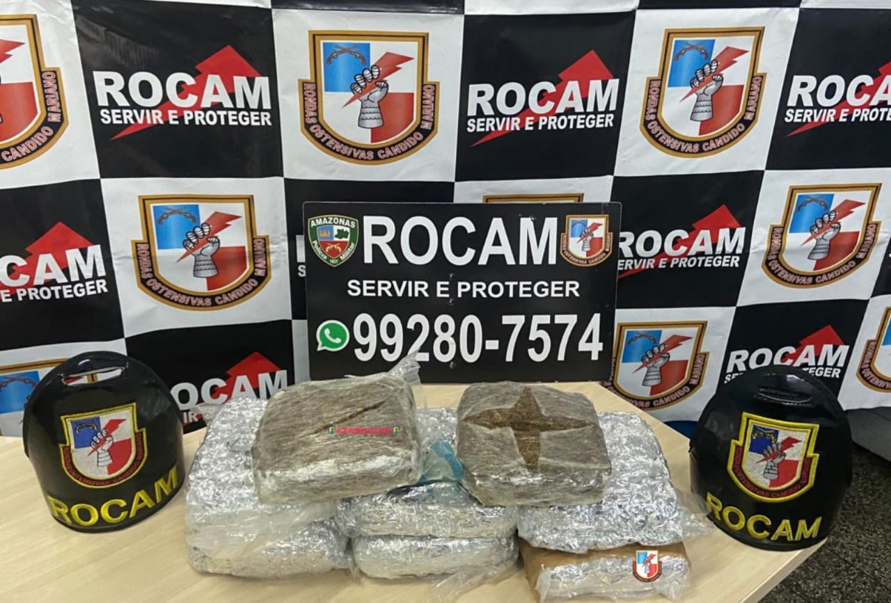 Homem é preso com mochila recheada de drogas