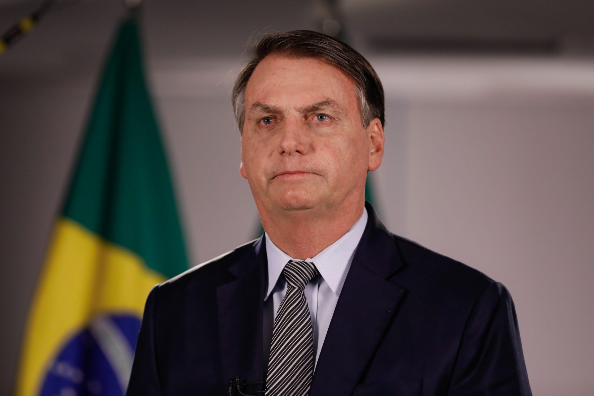 Bolsonaro sanciona projeto de lei que amplia prazo de validade de receitas médicas