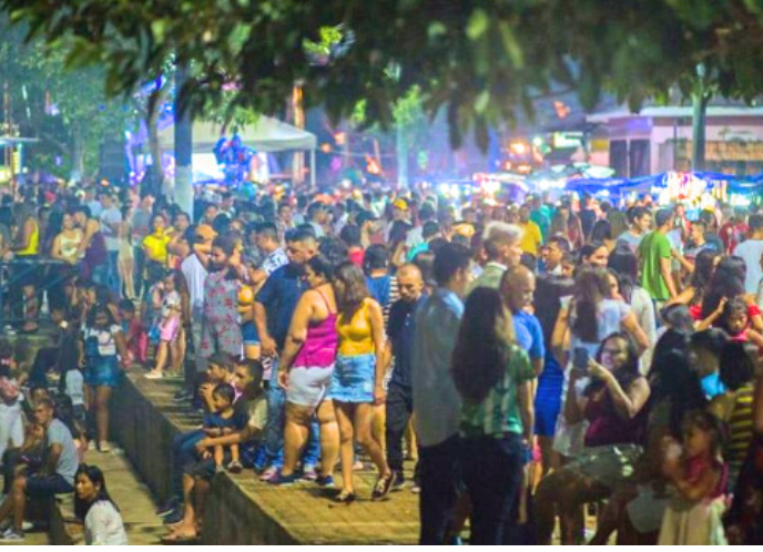 Ele quer saber de festa, prefeito de Manacapuru agenda festa de aniversário da cidade para esta quarta