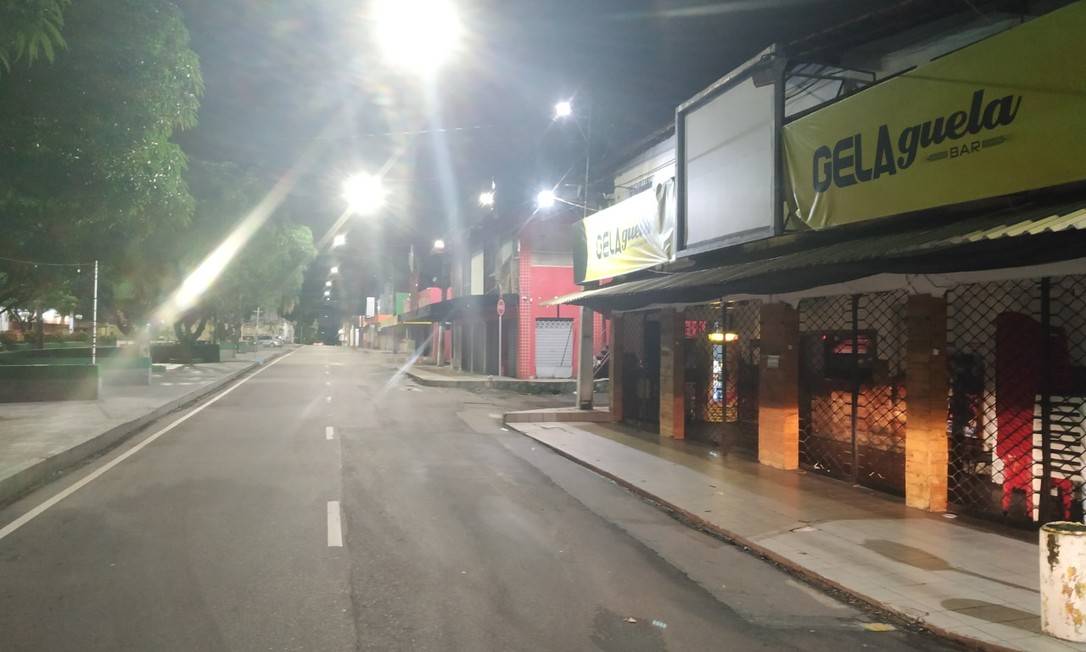 A partir desta segunda-feira (25) o toque de recolher é de 24h; veja o que pode funcionar