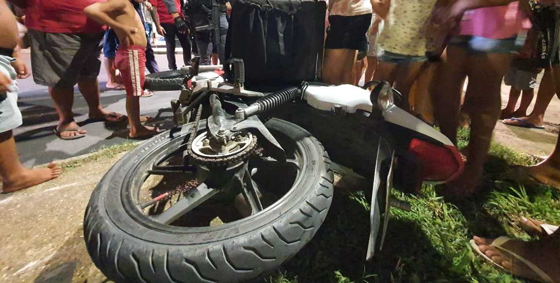 Criança de 10 anos é brutalmente atropelada por entregador de delivery, em Manaus