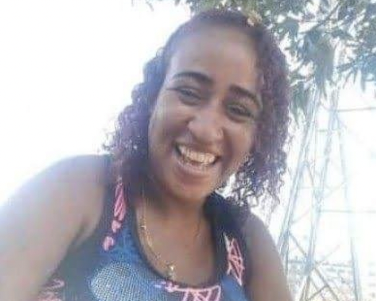 Grávida, vendedora de bombom é espancada até a morte por causa de R$25; veja vídeo