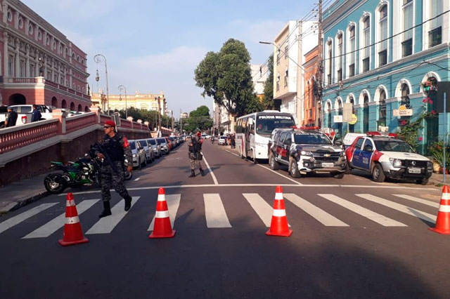 Rua 10 de Julho, no Centro de Manaus, será interditada a partir do meio-dia neste sábado (2); saiba mais