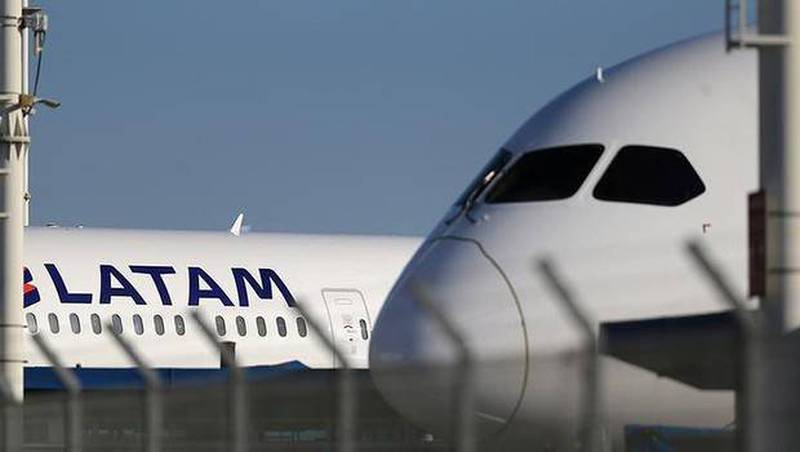 Com abertura do Reino Unido para brasileiros, Latam retoma operações em dezembro; saiba mais