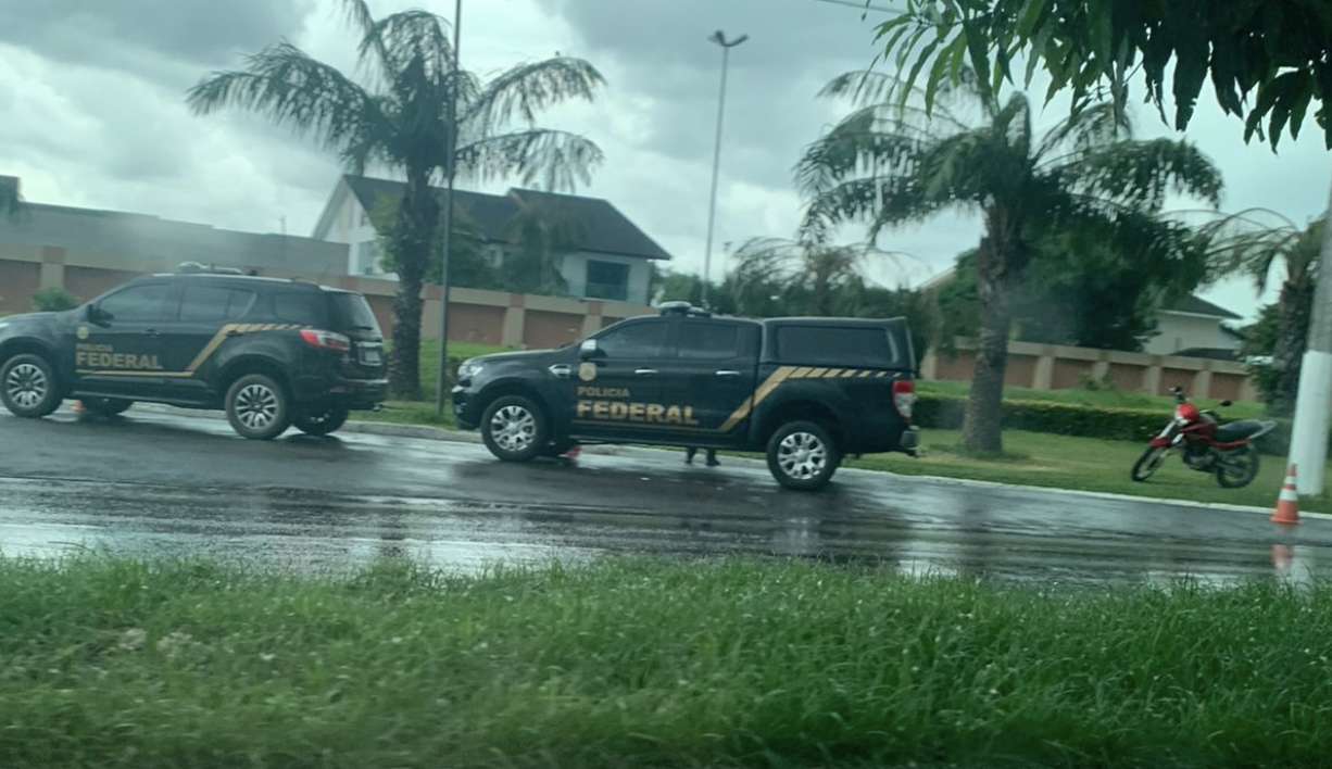 Urgente: Polícia Federal faz busca e apreensão no condomínio Ephygênio Sales, em Manaus
