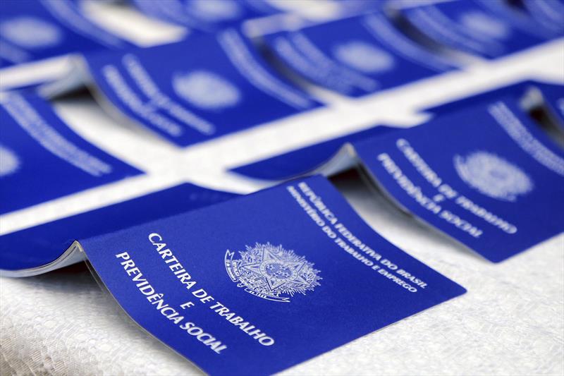Sine Manaus oferta 125 vagas de emprego nesta quinta-feira (4); confira
