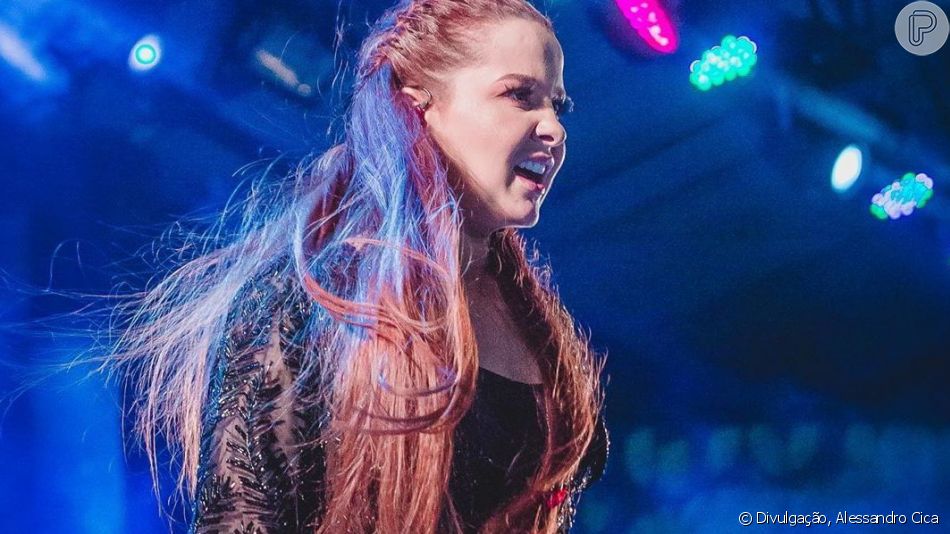 ‘Larga o Fernando e pega eu’: Maiara é ‘atacada’ por fã apaixonado e surta em show; veja vídeo