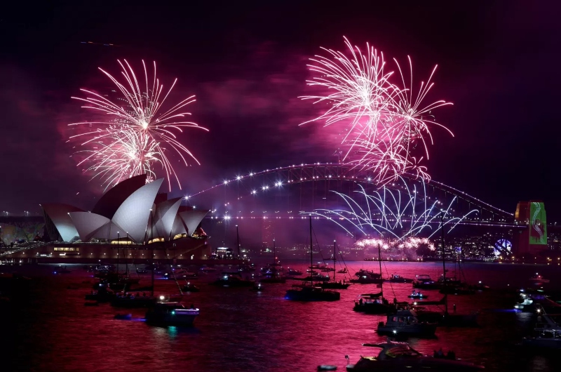 Com fogos e luzes, Austrália e Nova Zelândia já celebram chegada de 2022