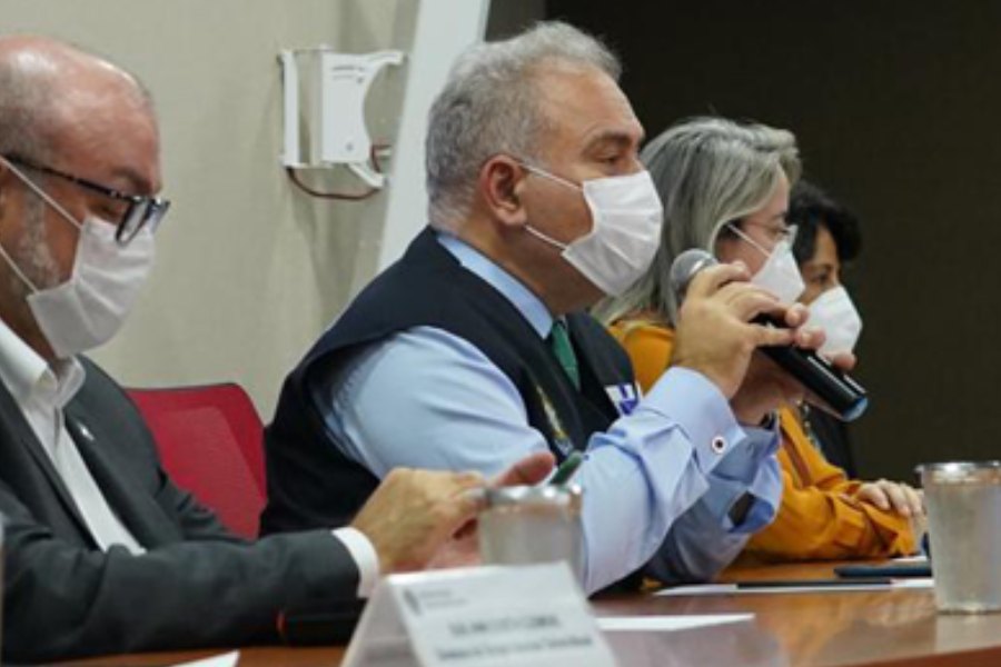 Ministério da Saúde anuncia redução do intervalo da dose de reforço para 4 meses