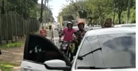 Urgente: homem é assassinado na frente da UFAM, em Manaus