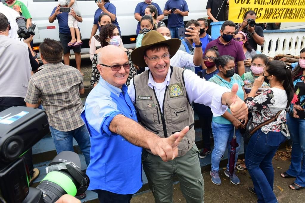 Ministro do Turismo revela sonho com Menezes virando senador do Amazonas