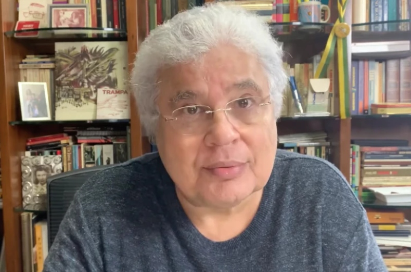 Jornalista quebra a cara com enquete contra Bolsonaro; O povo mostra a força do presidente