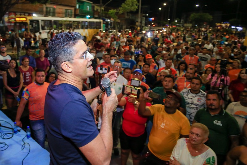 David Almeida entrega praça do Barcelona como mais um espaço de convivência na zona Leste