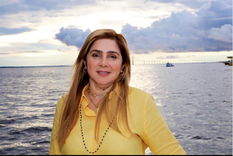 Dulce Almeida assume a Secretaria Municipal de Educação